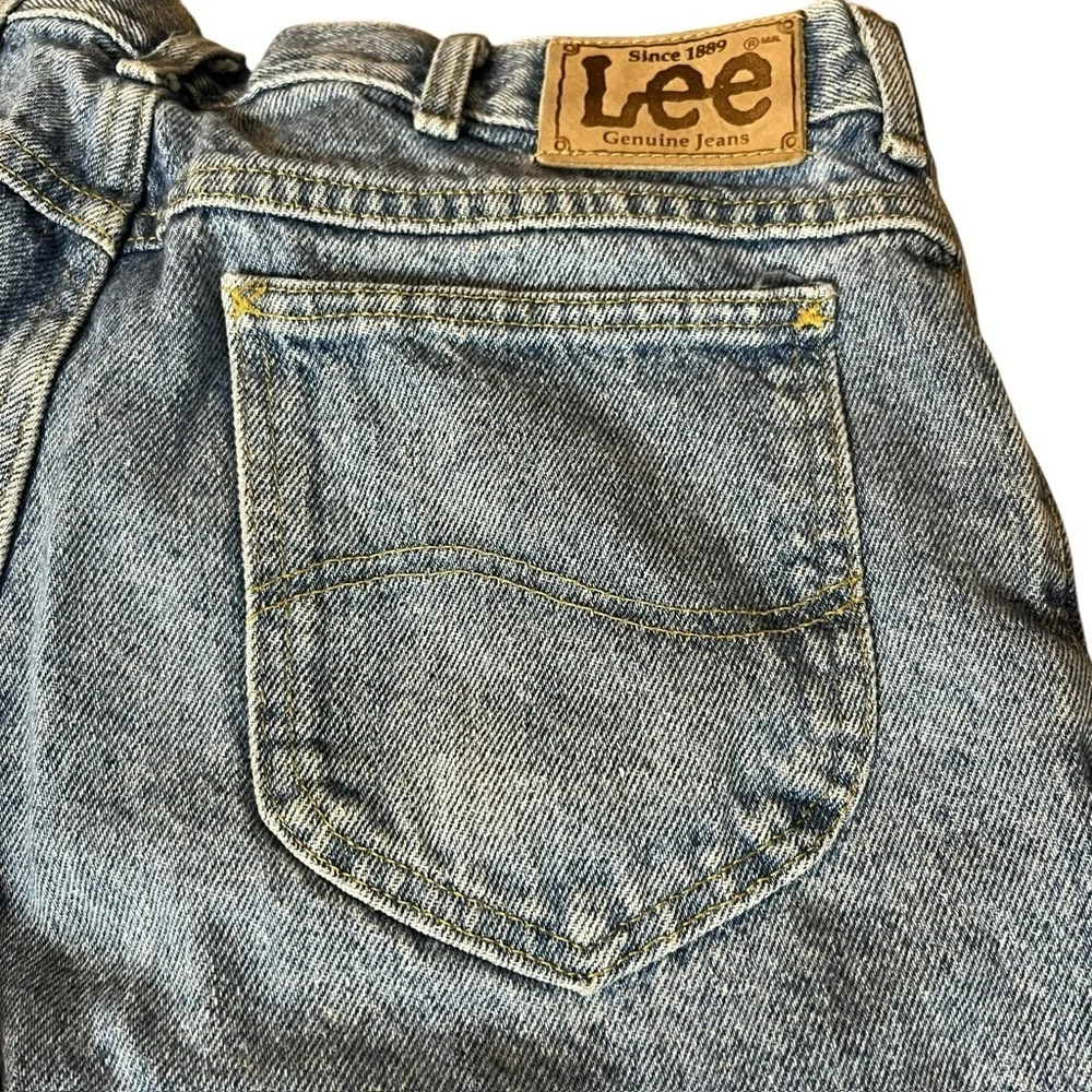 Vintage Lee Union Made High Waisted Straight Jeans with Classic Fit